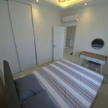 Apartament Denize Cok Yakin. Sifir Bina