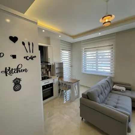 Denize Cok Yakin. Sifir Bina Appartement
